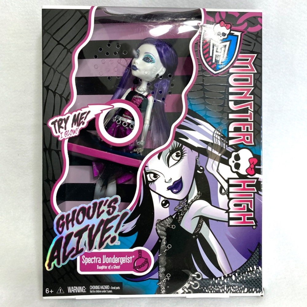 Monster High Ghoul's Alive Spectra Vondergeist New- Needs Battery Due to Age